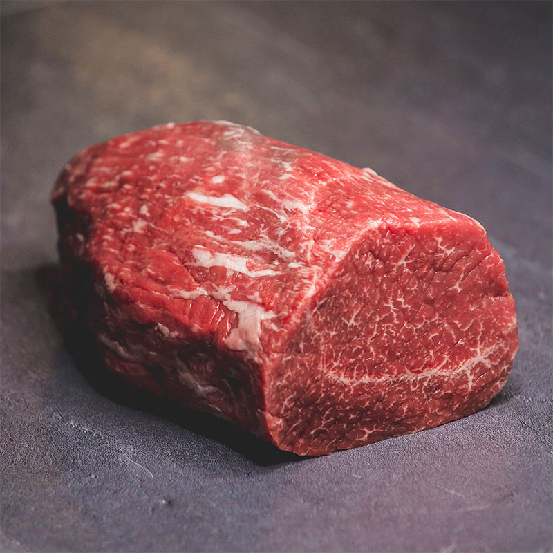Selezione M³ selezione di carne di alta qualità su ripiano scuro